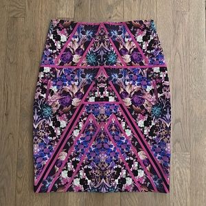 Artelier Nicole Miller printed pencil skirt - size 6